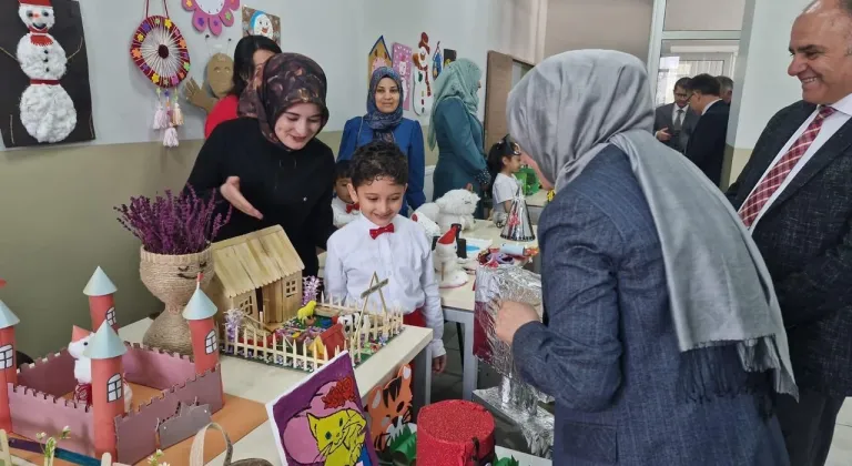 Kars'ta Anlamlı Proje: 'Annemin Eli Benim Elim' Etkinliği Büyük İlgi Gördü!