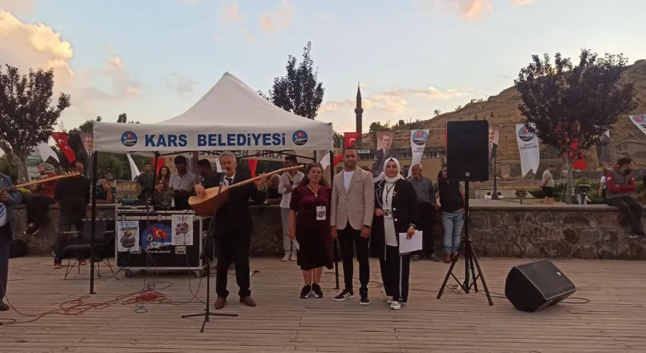Kars'ta Aşıklar ve Şairler Şöleni Coşkusu! Kadim Miras Yaşatıldı