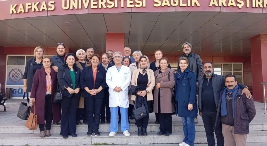 Kars'ta CHP'den Prof. Dr. Barlas Sülü'ye Ziyaret: Sağlık Alanındaki Gelişmeler Masaya Yatırıldı!