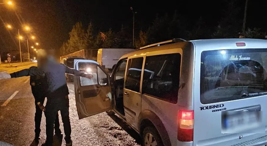 Kars'ta Emniyetten Suçlulara Geçit Yok! Operasyonlar Aralıksız Devam Ediyor