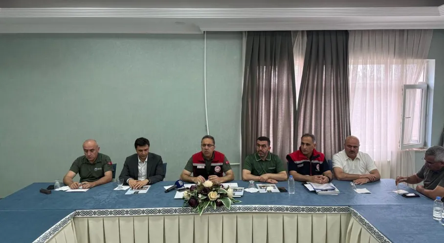 Kars'ta Hayvan Sağlığı Alarmı! Acil Önlemler Masada