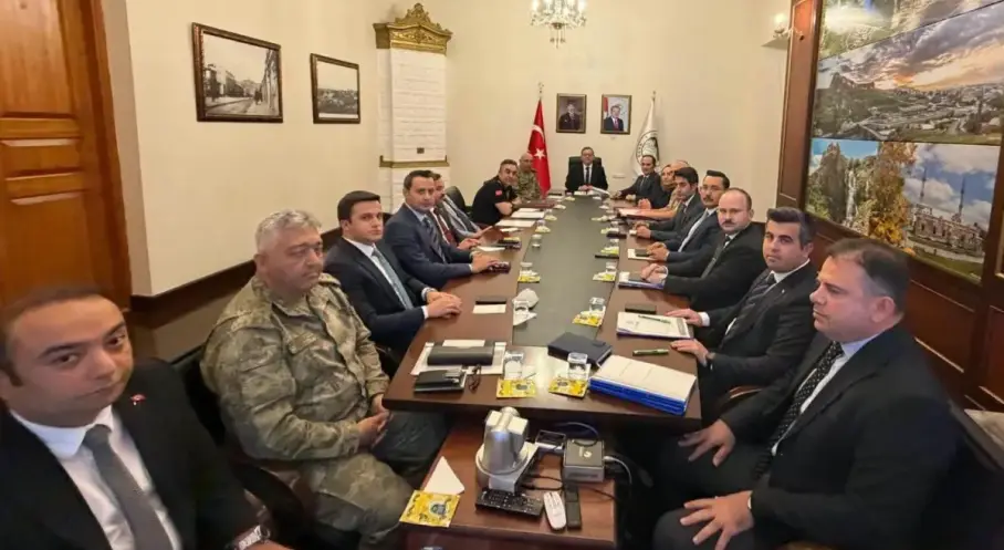 Kars’ta İl Güvenlik ve Asayiş Koordinasyon Toplantısı gerçekleştirildi