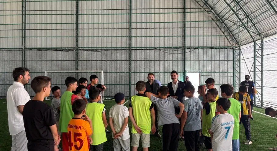 Kars'ta Kaymakam ve Müftüden Yaz Kur'an Kursu Öğrencilerine Sürpriz Ziyaret!