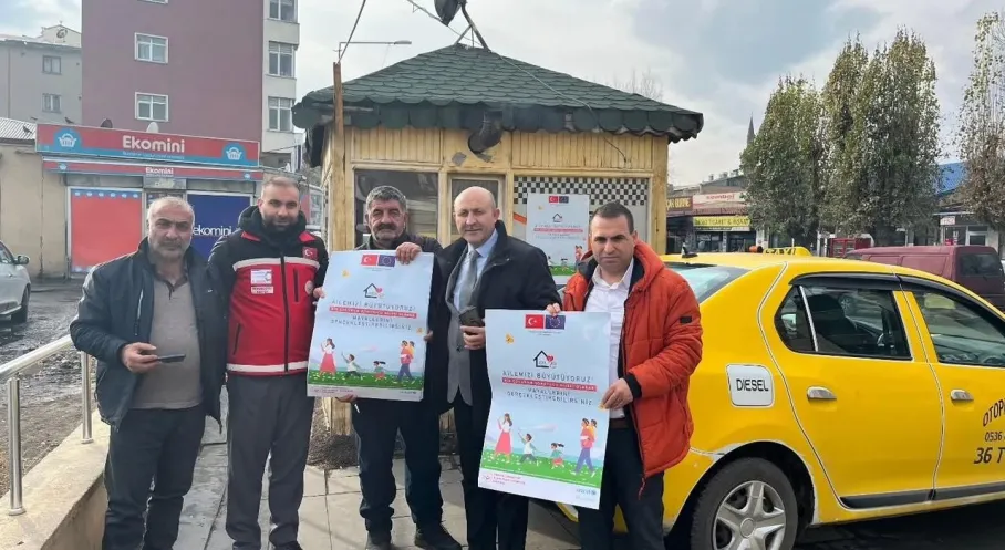 Kars'ta Koruyucu Aile Kampanyası: Toplu Taşımada Bilinçlendirme Seferberliği!