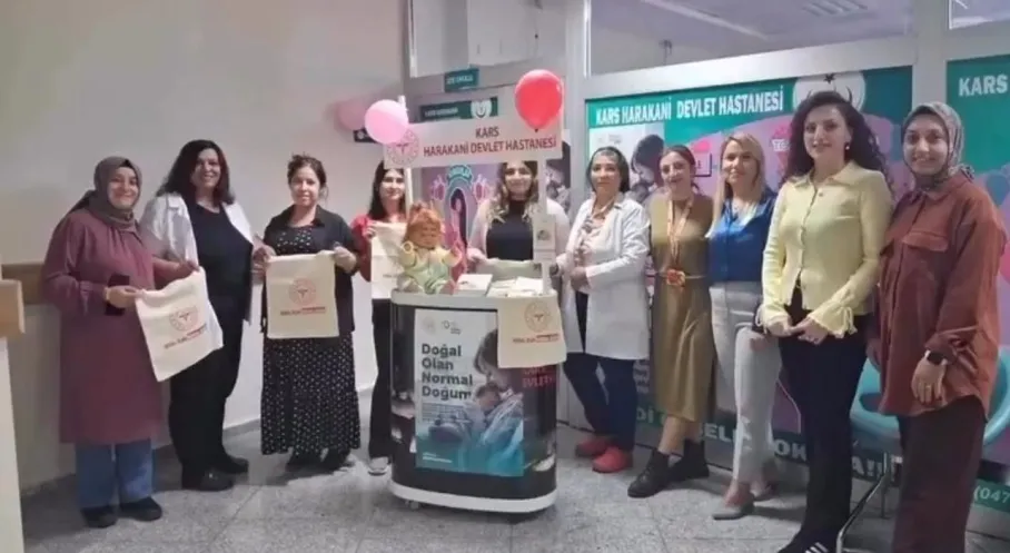 Kars'ta Normal Doğum Haftası Coşkusu: Hastaneden Bilgilendirme Etkinliği!