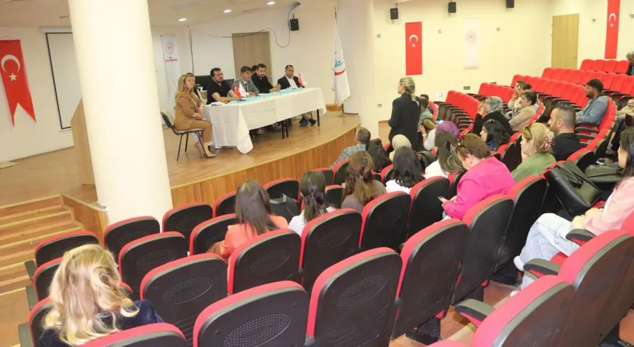 Kars'ta Sağlık Müdürlüğü'nde İç Kontrol Alarmı! Personel Memnuniyeti Masaya Yatırıldı