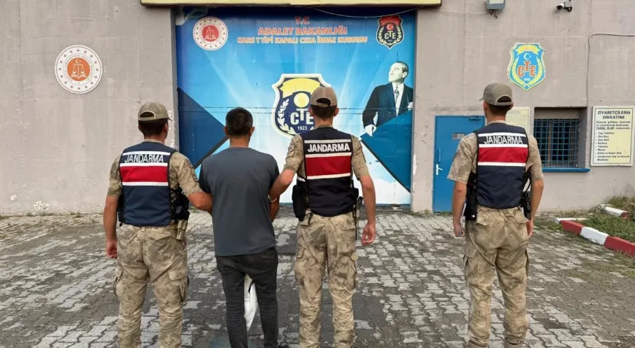 Kars'ta Şok Operasyon: Çalıntı Büyükbaş Hayvanlar Ele Geçirildi, Hırsız Tutuklandı!