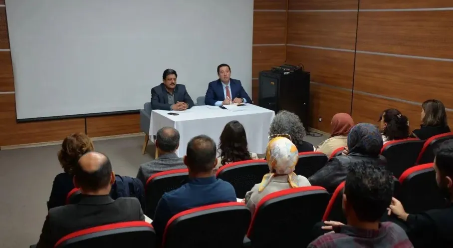 Kars'ta Yurt İşletmecileriyle Kritik Toplantı: Öğrenci Memnuniyeti Öncelikli Gündem!