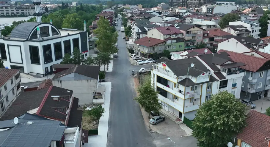 Kartepe’de Yollar Yenilendi, Ulaşım Rahatladı