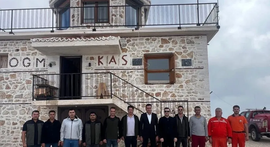 Kaş Kaymakamı'ndan Kahraman İtfaiyecilere Minnet Ziyareti!