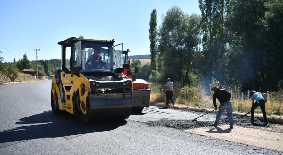 Kayseri Büyükşehir'den Felahiye Büyüktoraman Mahallesi'ne 16,8 Milyon TL'lik Ulaşım Yatırımı