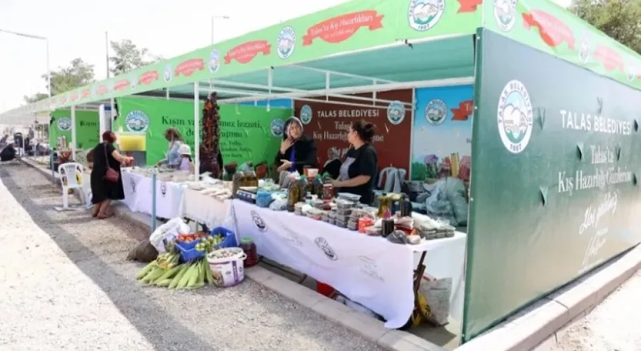 Kayseri Talas'ta Kış Hazırlığı Coşkusu! Ücretsiz Hizmetlerle Kışlıklar Artık Daha Kolay!