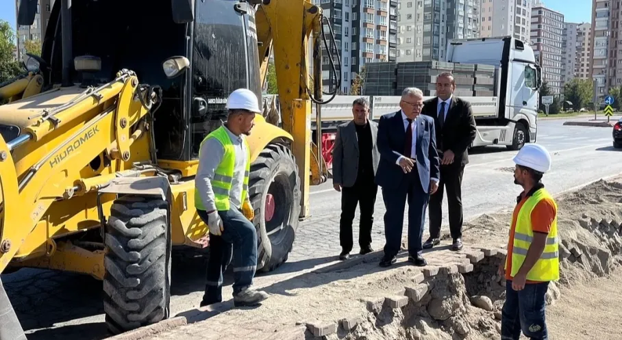 Kayseri'de Enerji Atağı! Başkan Büyükkılıç'tan 12 Milyon TL'lik KCETAŞ Yatırımına Ziyaret