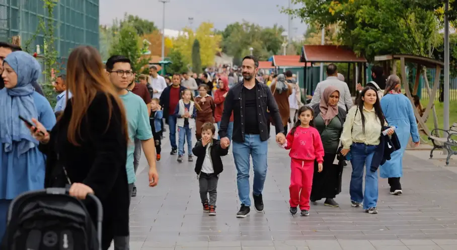 Kayseri’de Hayvanat Bahçesine Dünya Hayvanları Koruma Günü İlgisi