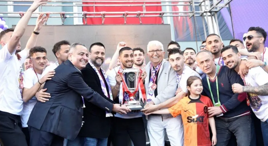 Kdz. Ereğli Şampiyonluk Coşkusu: 23 Yıl Sonra 3. Lig'e Yükseldi!
