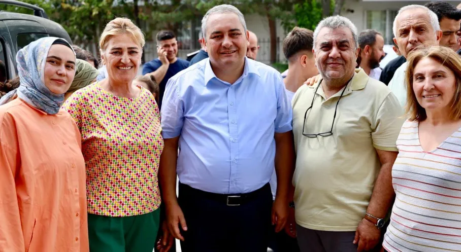 Keçiören'de Halkla Bütünleşen Belediyecilik: Başkan Özarslan Sahada!