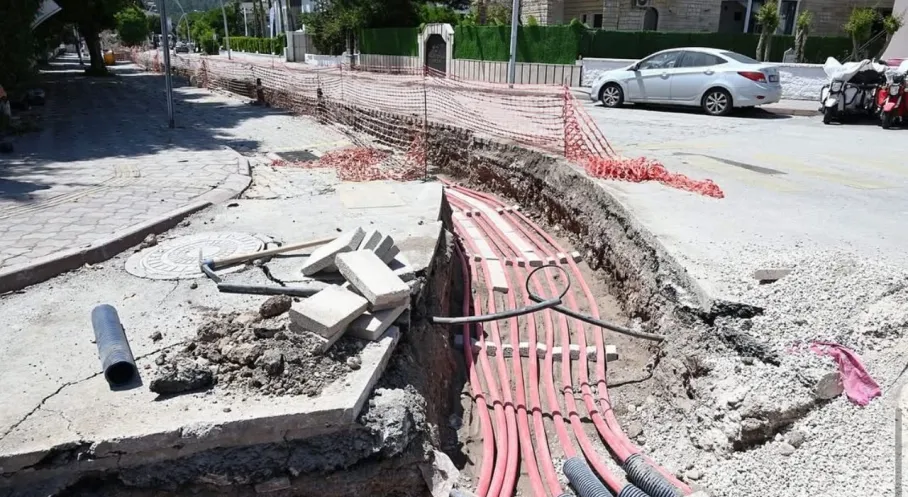 Kemer Elektrik Kesintilerine Son! Kritik Yatırım Tamamlanıyor