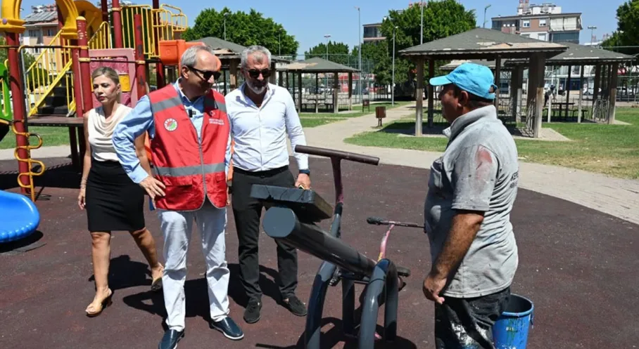 Kepez'den Eğitime Tam Destek: Okul Bahçeleri Yenileniyor!