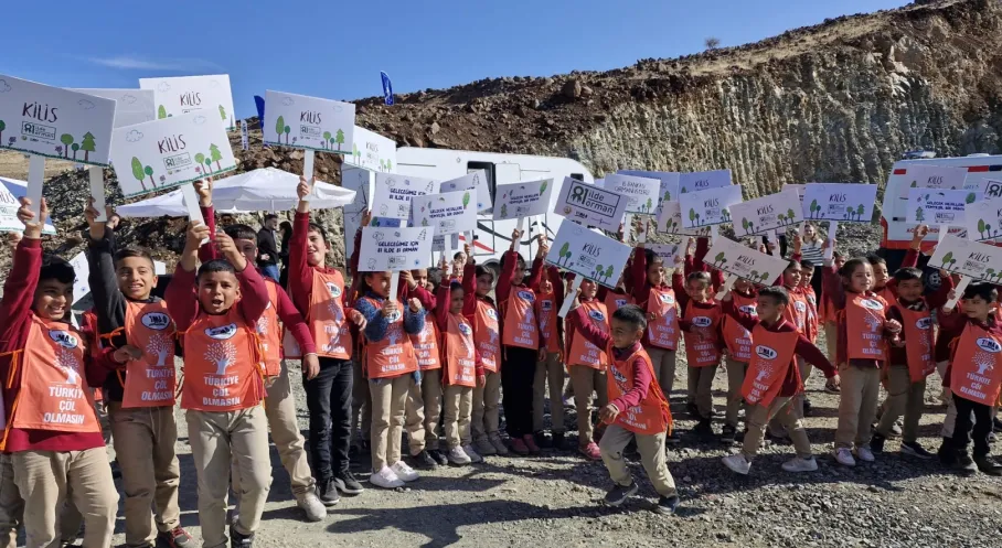 Kilis'te Yeşeren Umut: 50 Bin Fidanla '81 İlde 81 Orman' Projesi Hayat Buluyor!