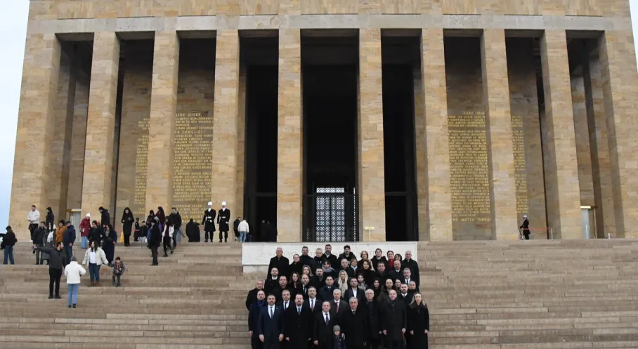 KIRCAALİSİAD'dan Anıtkabir'e Anlamlı Ziyaret: Ata'nın Huzurunda Gurur ve Minnet Dolu Anlar!