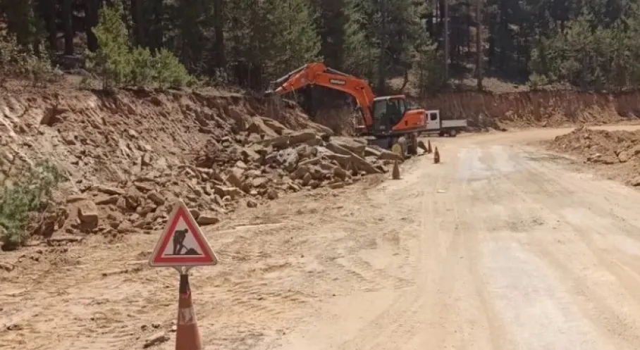 Eskişehir'de Kırsal Ulaşım Atağı! Köyler Arası Yollar Yenileniyor