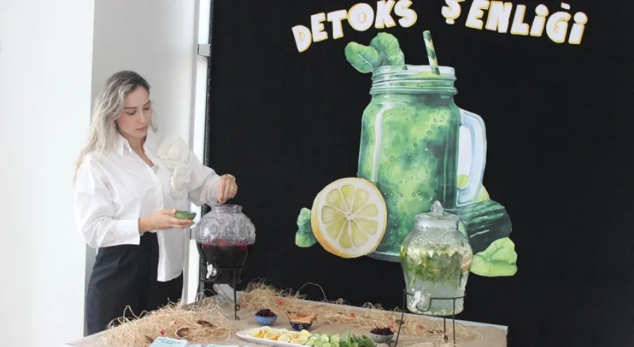 Kocaeli'de Sağlıklı Yaşam Rüzgarı: Büyükşehir'den Detoks Semineri!