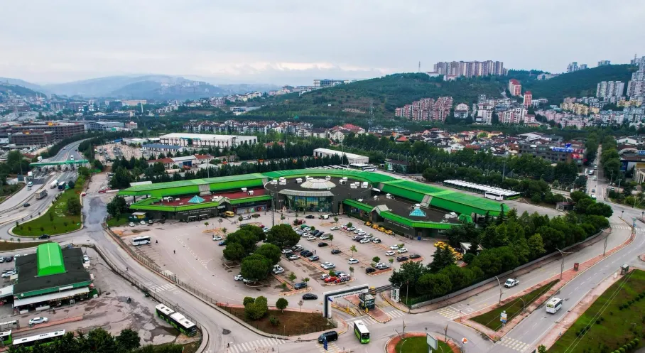 Kocaeli Otogarı 2025'te Ziyaretçi Rekorunu Kırdı: Milyonlarca Yolcu ve Misafir Ağırladı!