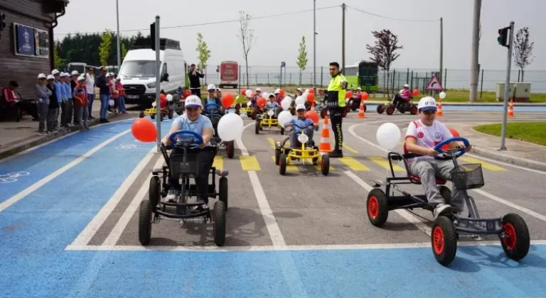 Kocaeli'de çocuklara trafik bilinci