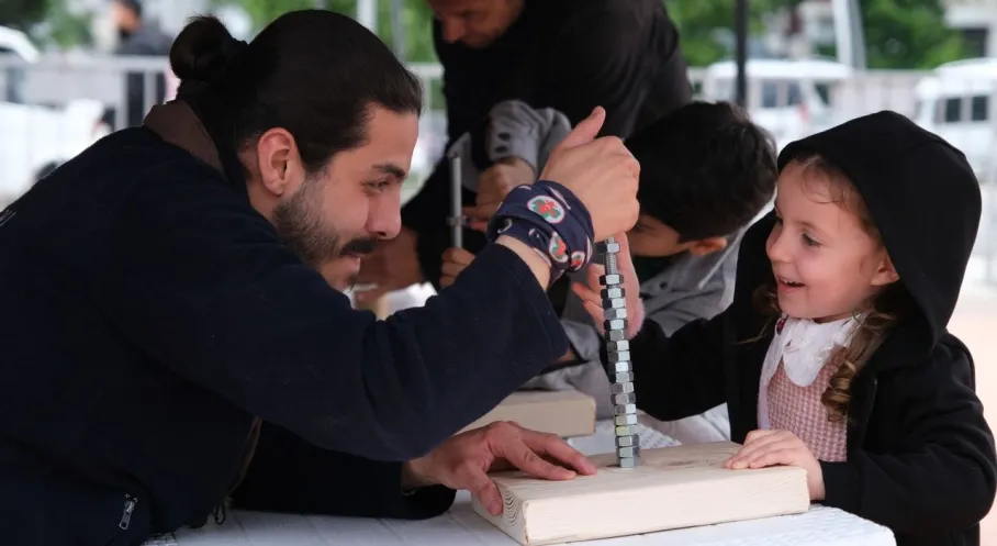 Kocaeli'de Gençler Doğayla Buluştu: EnFest'te Unutulmaz Anlar!
