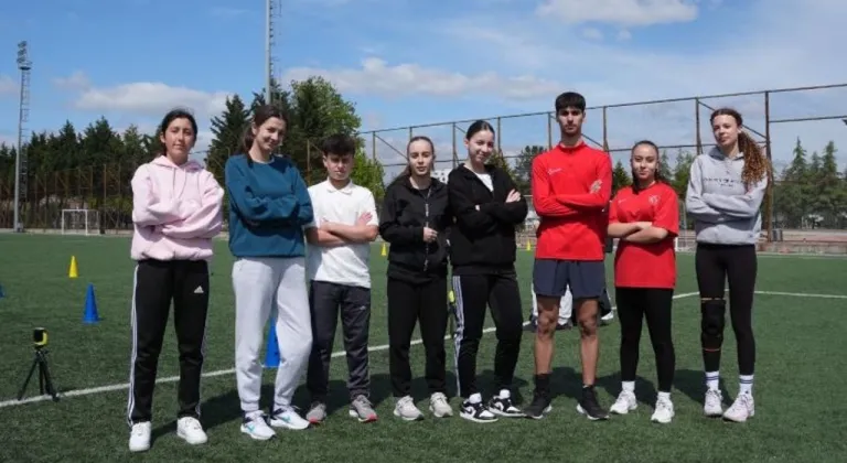 Kocaeli'de Gençlere Büyükşehir Desteği: Sınavlara Hazırlık Ücretsiz!