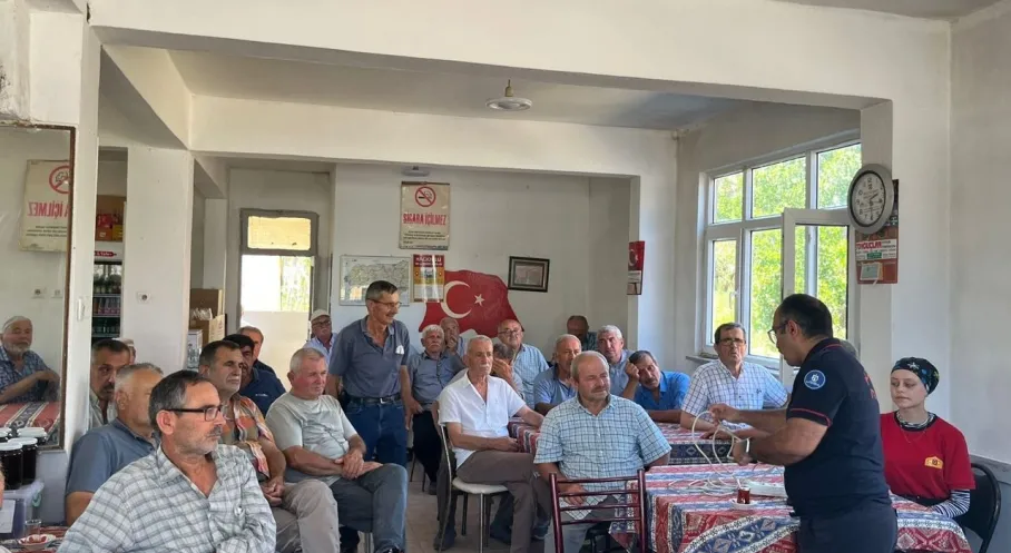 Kocaeli'de İtfaiye'den Yangın Farkındalığı Hamlesi: Yaz Sıcakları Alarm Veriyor!