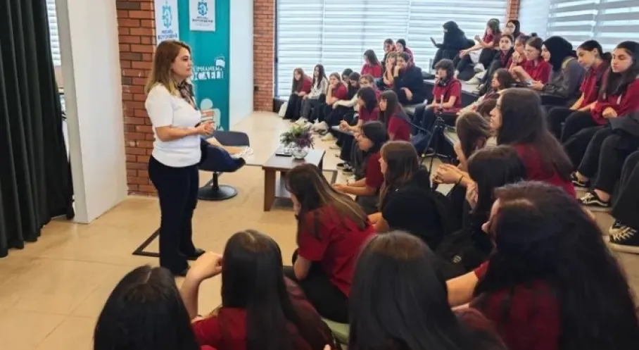 Kocaeli Kitap Fuarı Coşkusu Başladı! Kütüphaneler Sanatla Şenleniyor