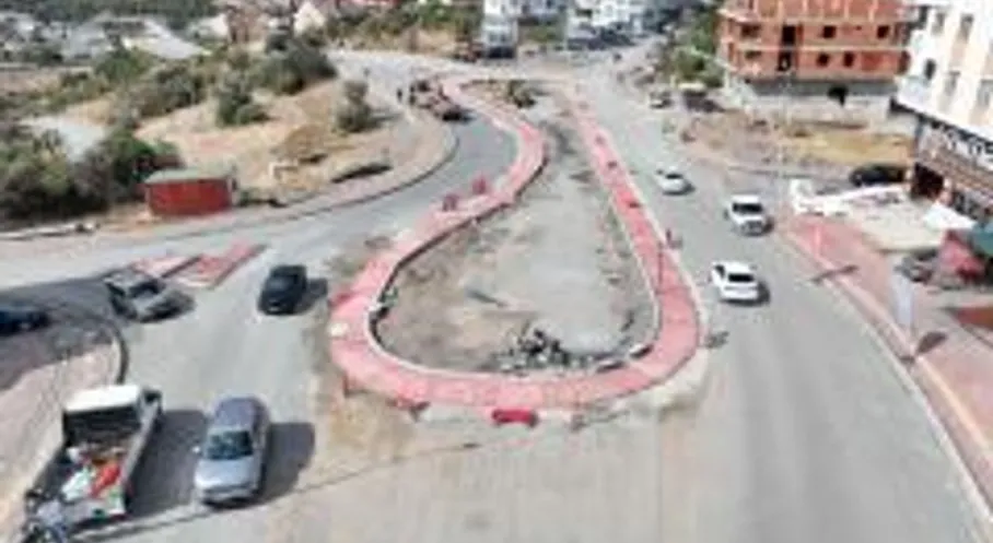 Kocaeli'de Trafik Rahatlıyor: Büyükşehir Tıkanıklıkları Açıyor!