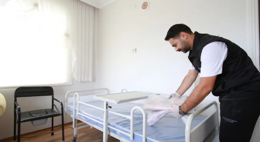 Kocaeli'den Muhtaç Vatandaşlara Şifa Eli: 15 Bin Hasta Karyolası Desteği!