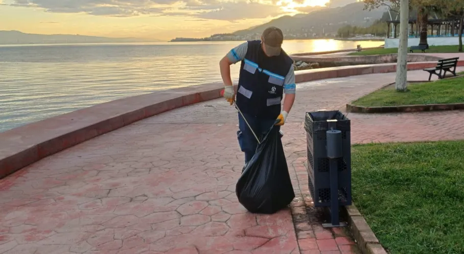 Kocaeli'nin Mavi Bayraklı Plajları Tatilcileri Büyülüyor!