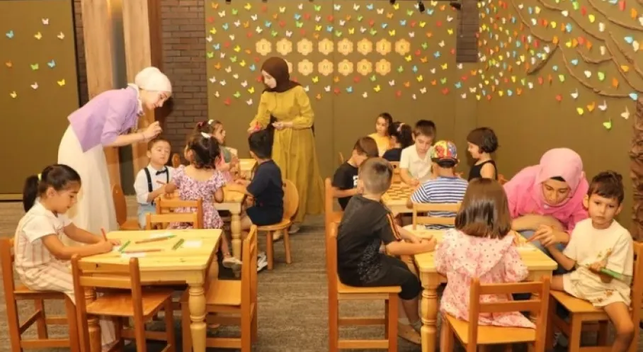 Konya'da Çocuklara Masal Şöleni! Karatay'dan Yaz Tatiline Eğlenceli Dokunuş