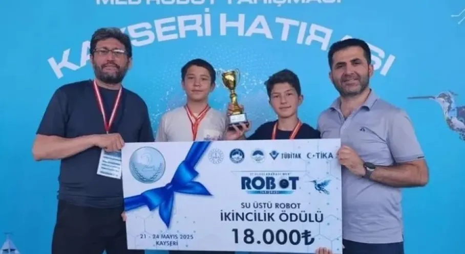 Konya'dan Robotik Başarı! Karatay'ın Gururu Türkiye İkincisi Oldu