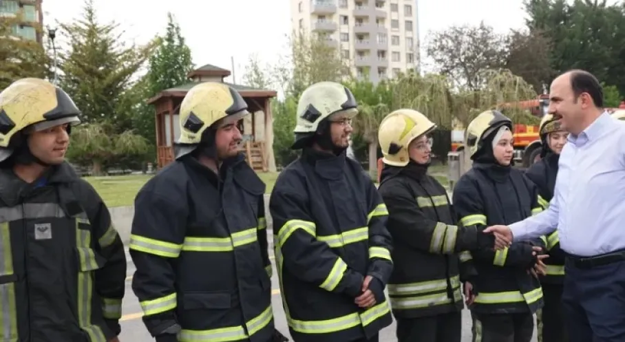 Konya'da Gönüllü İtfaiyecilik Hamlesi! Başkan Altay'dan Üniversitelilere Destek