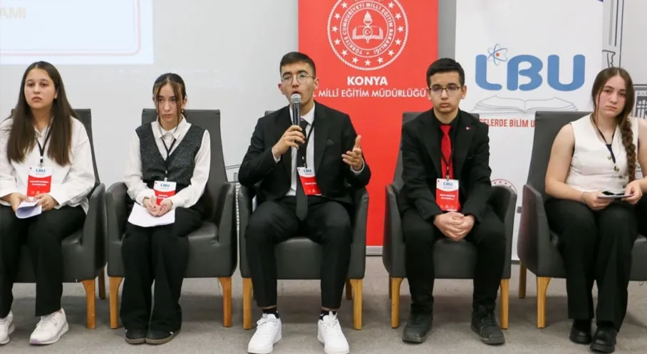 Konya'da Bilim Rüzgarı: Liselerde Bilim Uygulamaları Programı Coşkuyla Gerçekleşti!