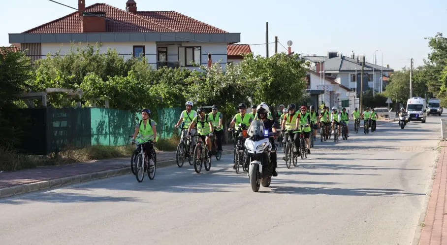 Konya'da Bisiklet Rüzgarı: Tarihi Rotalar Keşfediliyor!