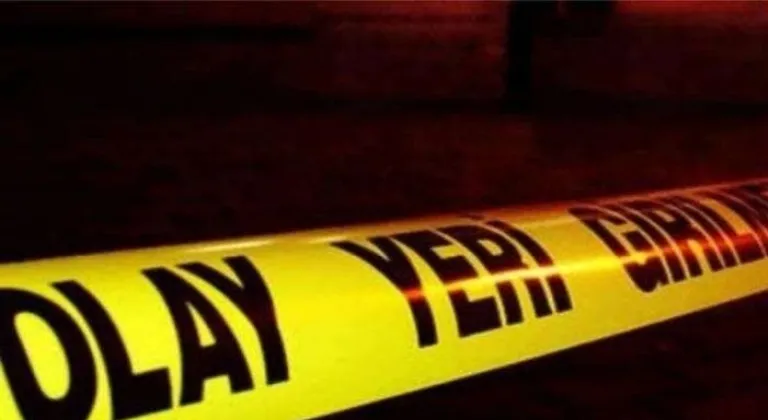 Konya'da sinir krizi geçiren hasta polis memurunu bıçakladı!