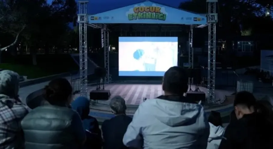 Konya'da 6. Sufi Sinema Festivali Coşkusu: Sanatseverler Akın Etti!