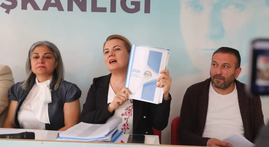 Körfez Belediyesi İflasın Eşiğinde mi? Hürriyet'ten Şok İddialar!