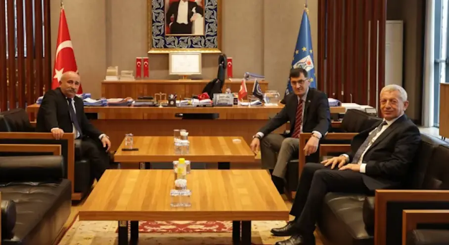Kütahya Belediye Başkanı Eyüp Kahveci, İlçe Belediye Başkanlarını Ağırladı