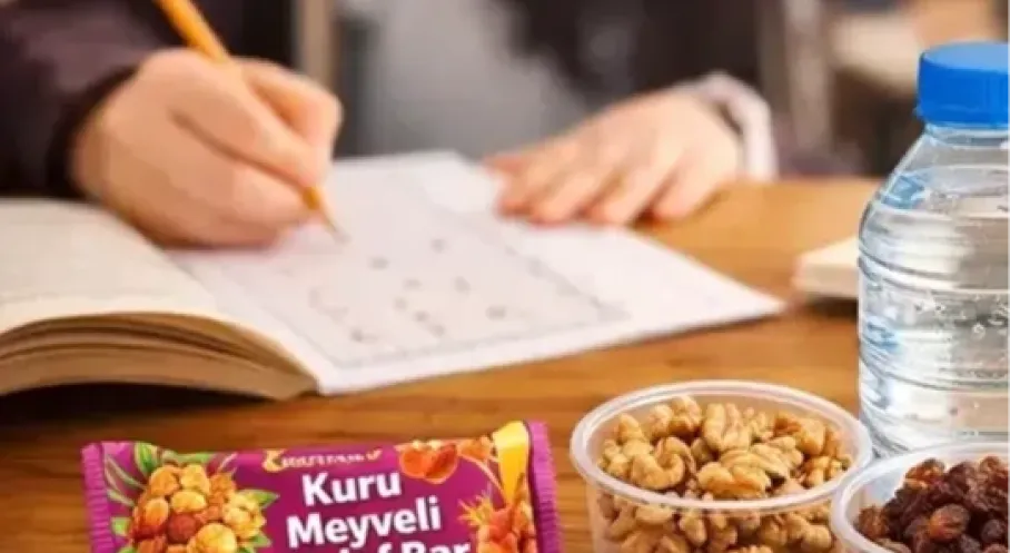 LGS'de Bir İlk! Öğrencilere Moral ve Enerji Deposu: Beslenme Paketi Dağıtımı Başladı!