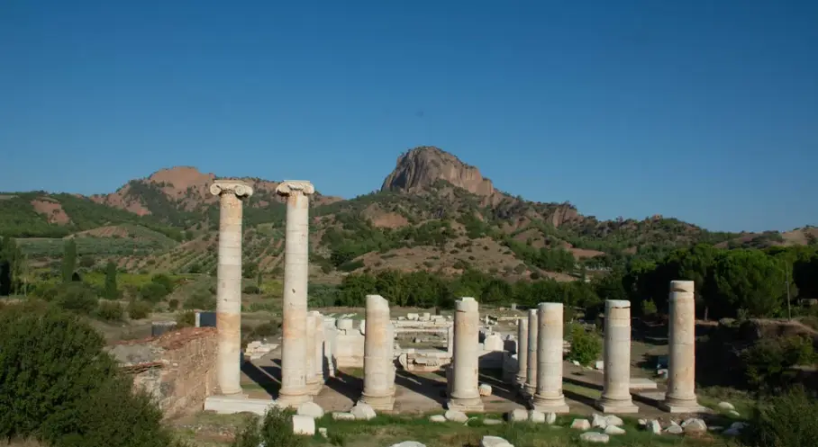 Lidya Krallığı’nın başkenti Sardes, tarihe ışık tutuyor