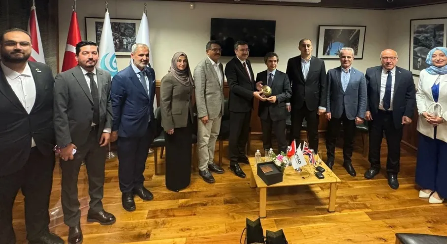 Londra'da Türkiye-İngiltere Yatırım Köprüsü Paneli: Fırsatlar Masaya Yatırıldı!