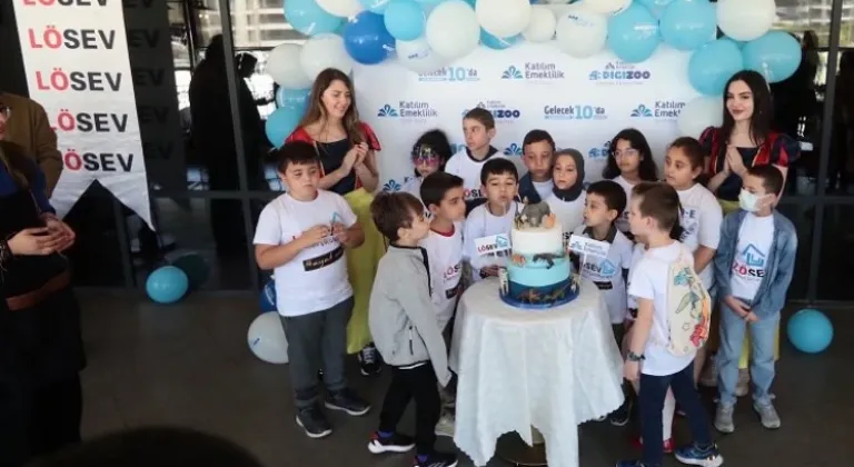 LÖSEV’li Çocuklar İçin Türkiye’nin İlk Holografik Eğlence Parkında Unutulmaz Doğum Günü Kutlaması