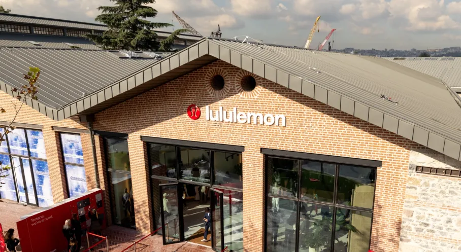 Lululemon Türkiye'de Büyüyor! 3. Mağaza Tersane İstanbul'da Açıldı!