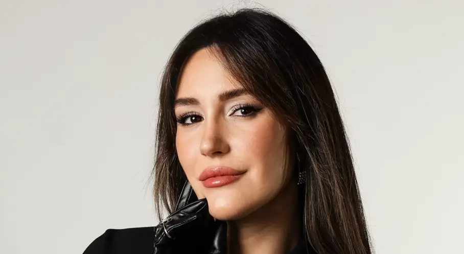 M·A·C Cosmetics Türkiye’nin Yeni Senior Artist’i   Selen Kaya Oldu